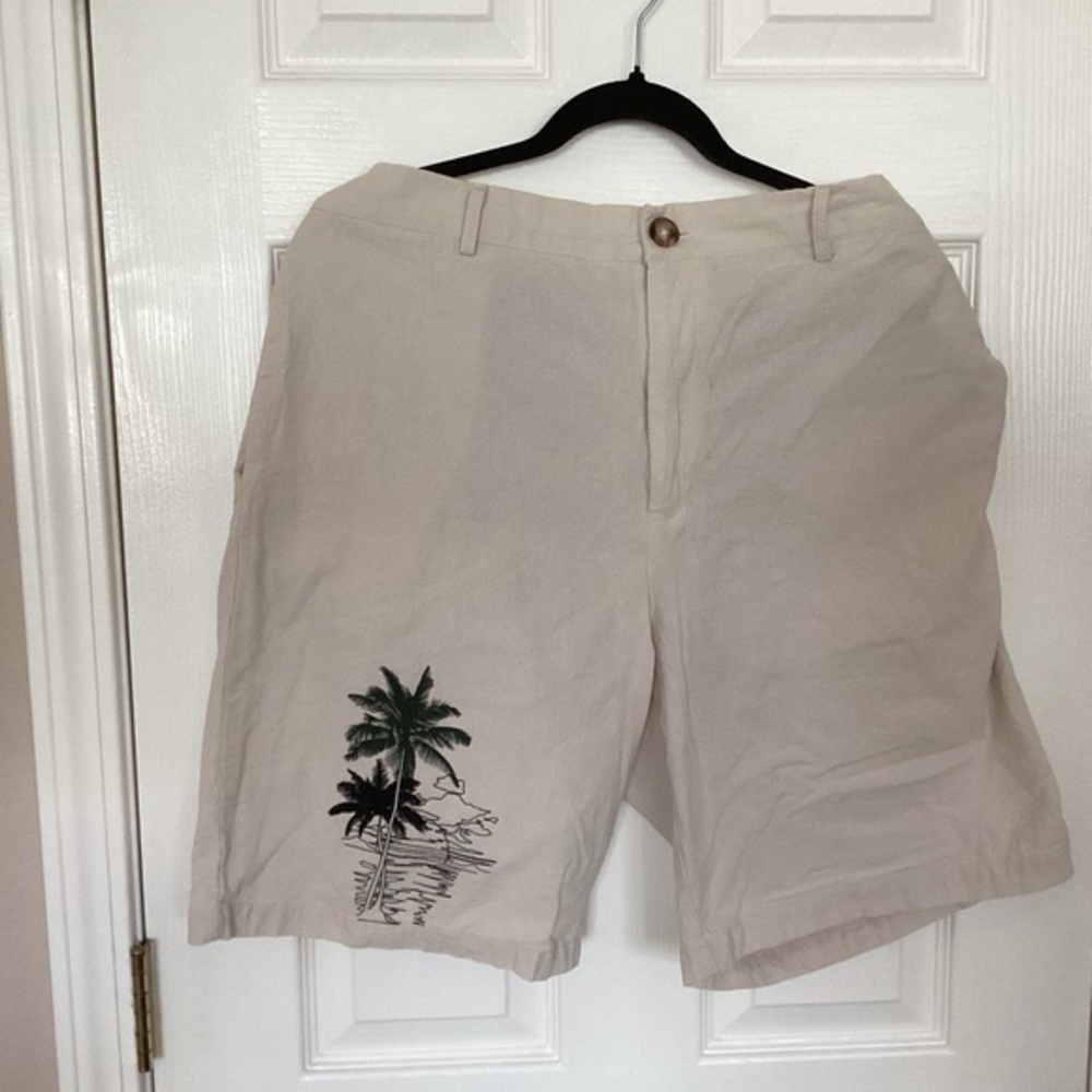 NWOT Mens Cotton Blend  Khaki Shorts Size Xl